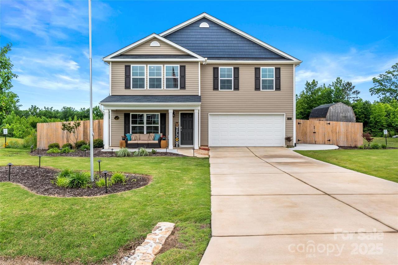 301 Rebecca Ave., Lexington, NC 27295