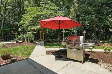 9009 Salford Ct., Huntersville, NC 28078