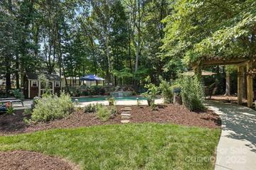 9009 Salford Ct., Huntersville, NC 28078