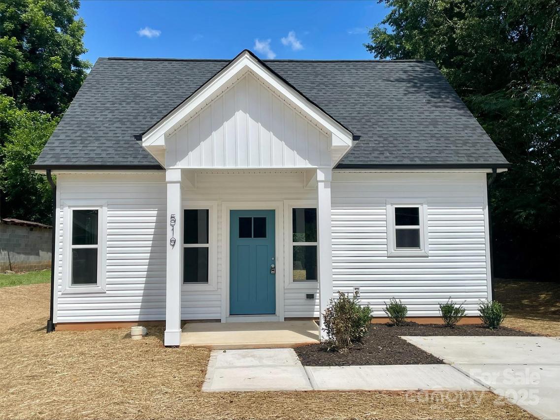 519 19th St., Hickory, NC 28602