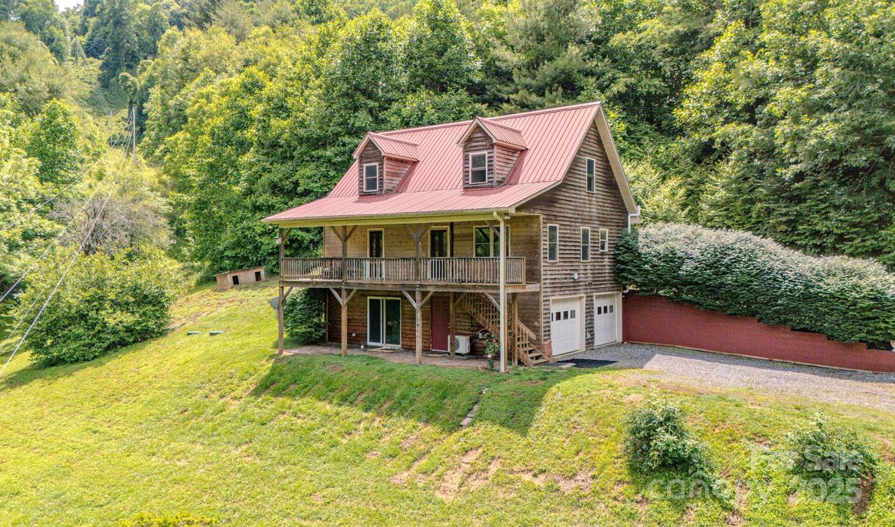 8851 Grapevine Rd., Marshall, NC 28753