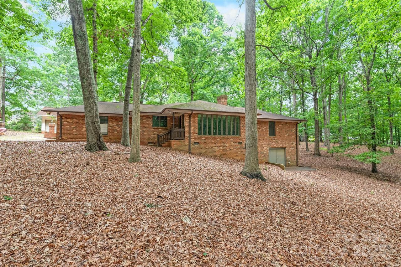 3985 Well Rd., Mint Hill, NC 28227