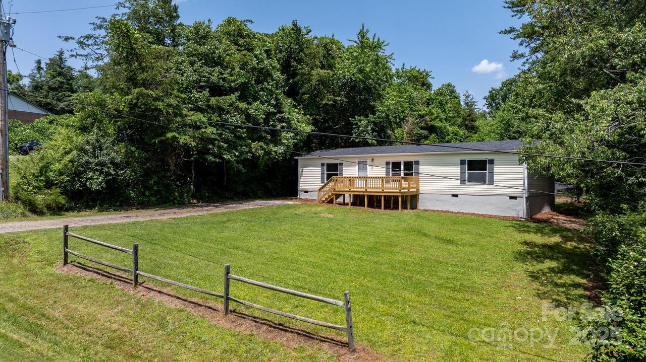 3947 South Park Dr., Morganton, NC 28655