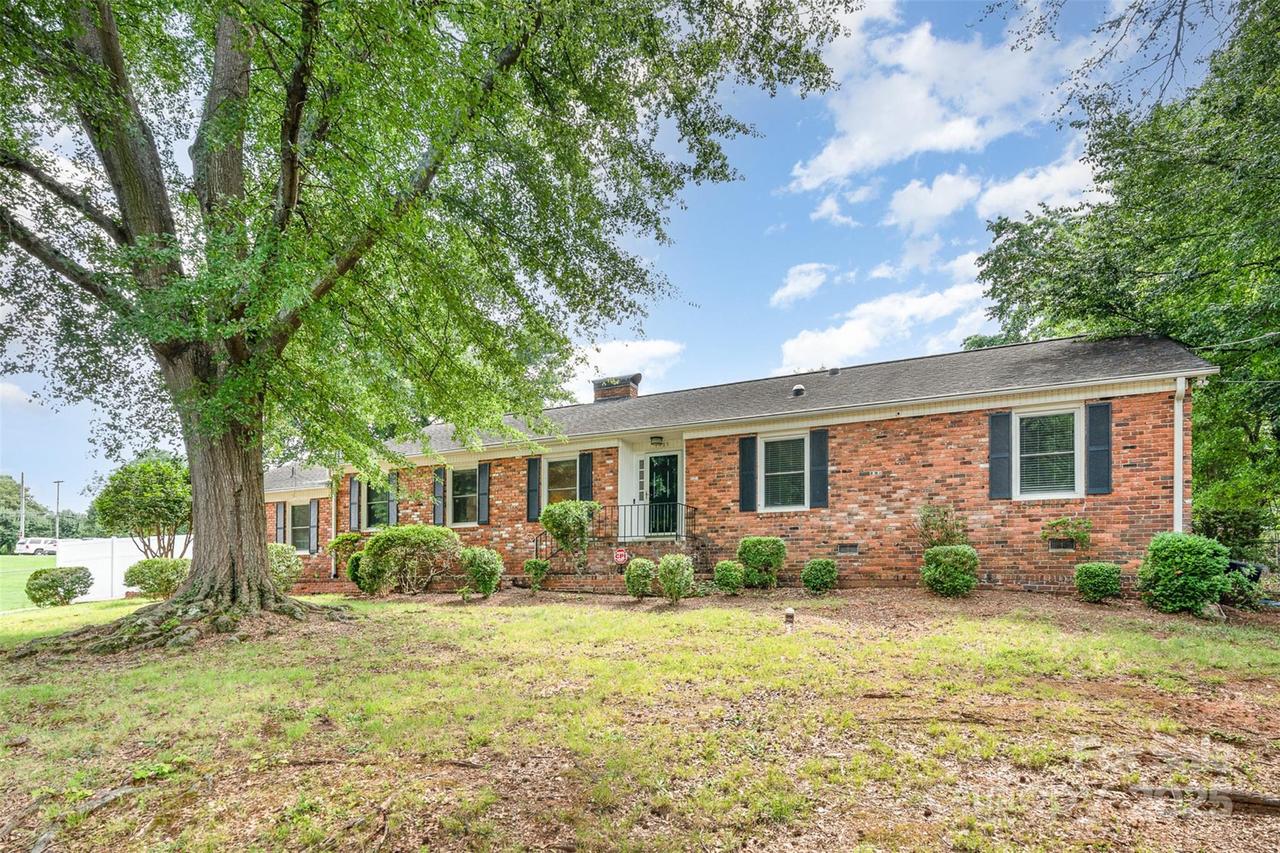 1925 Montclair Ave., Gastonia, NC 28054