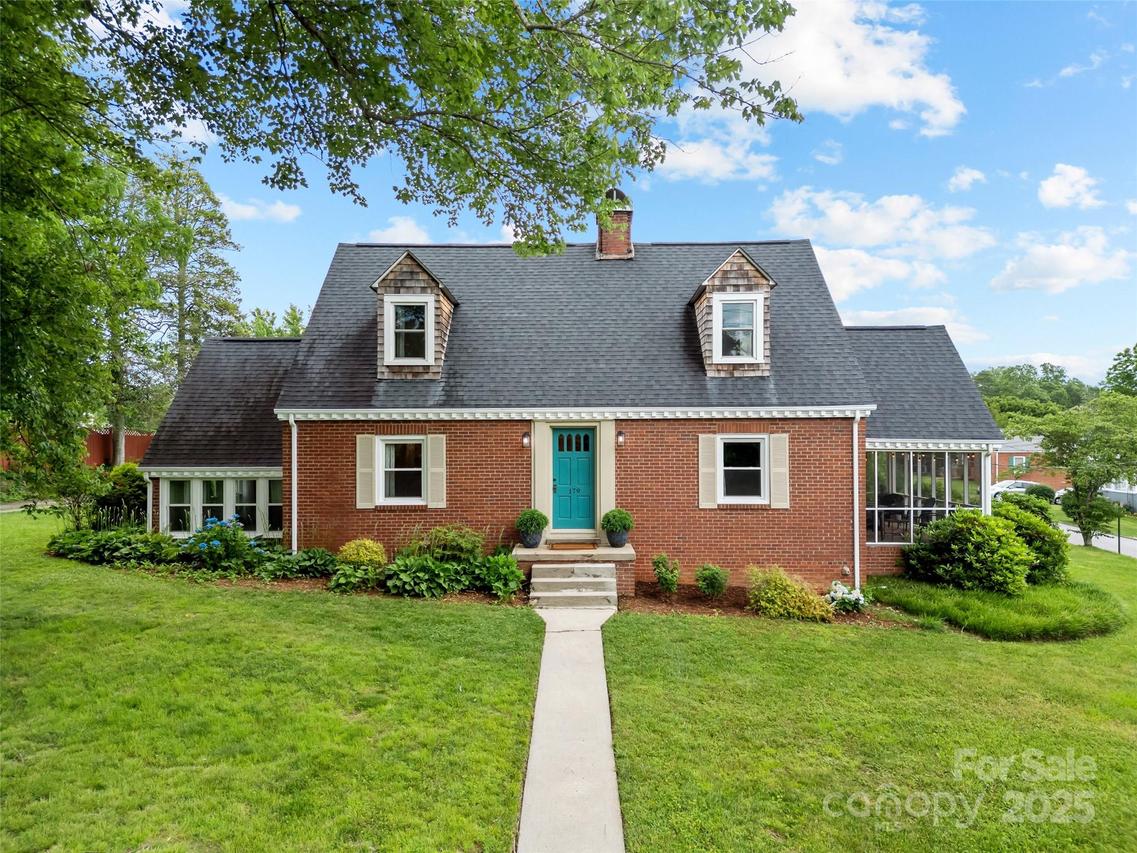 179 N Country Club Rd., Brevard, NC 28712