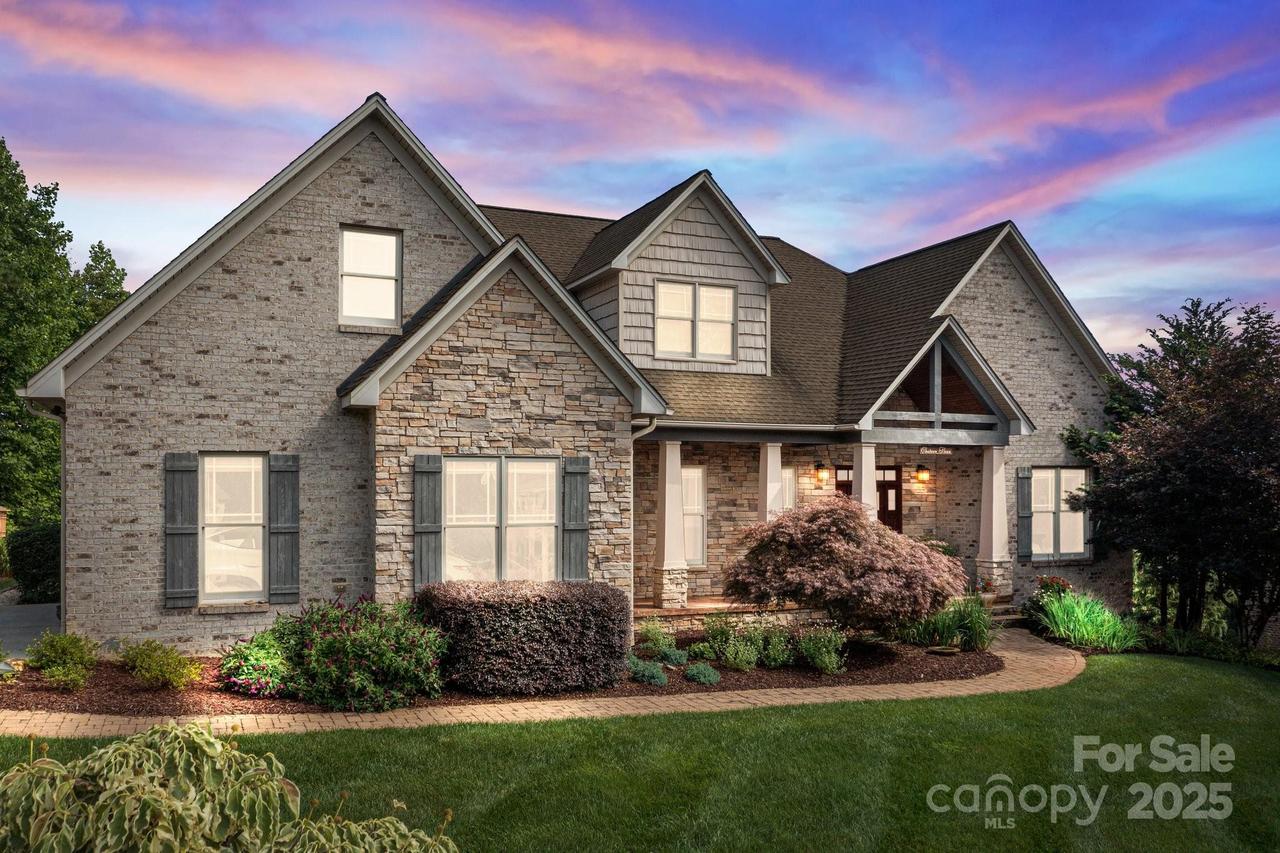 753 River Bend Dr., Granite Falls, NC 28630
