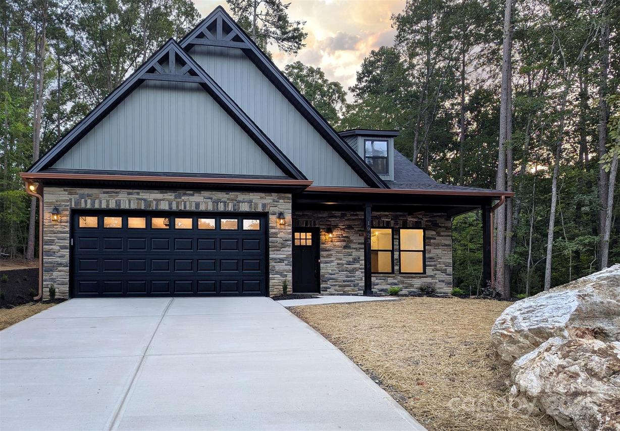 1923 Fairfield Rd., Mount Gilead, NC 27306