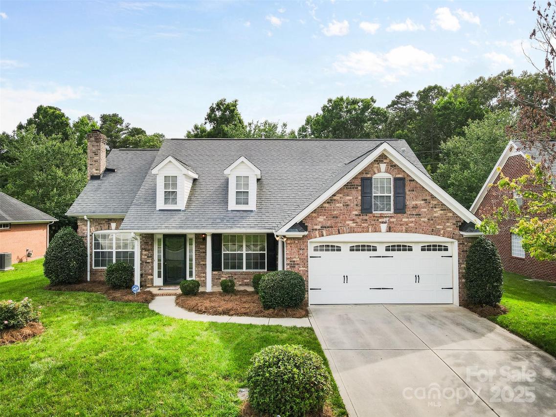 5707 Sustar Dr., Monroe, NC 28110