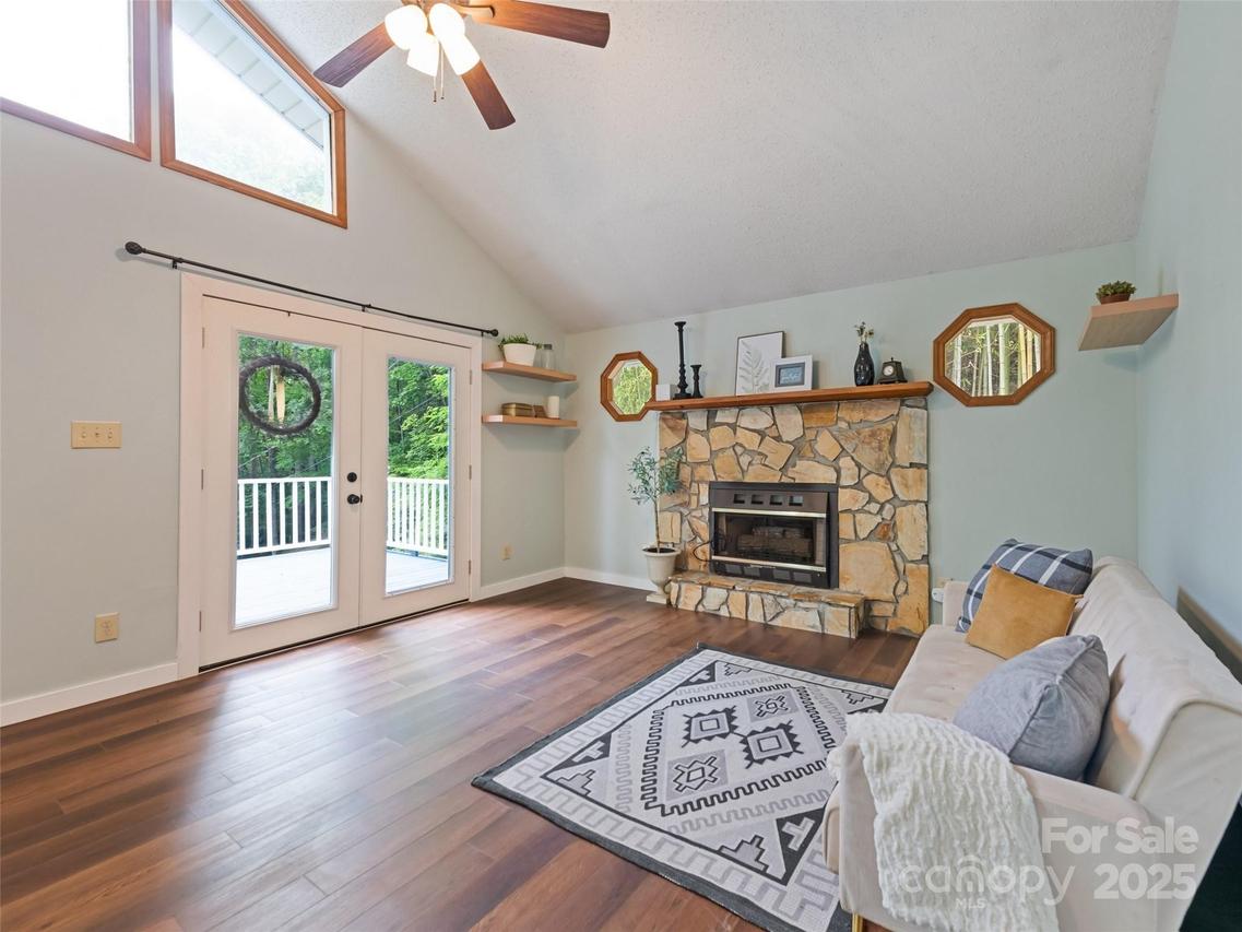 848 Eagles Ridge Rd., Sylva, NC 28779