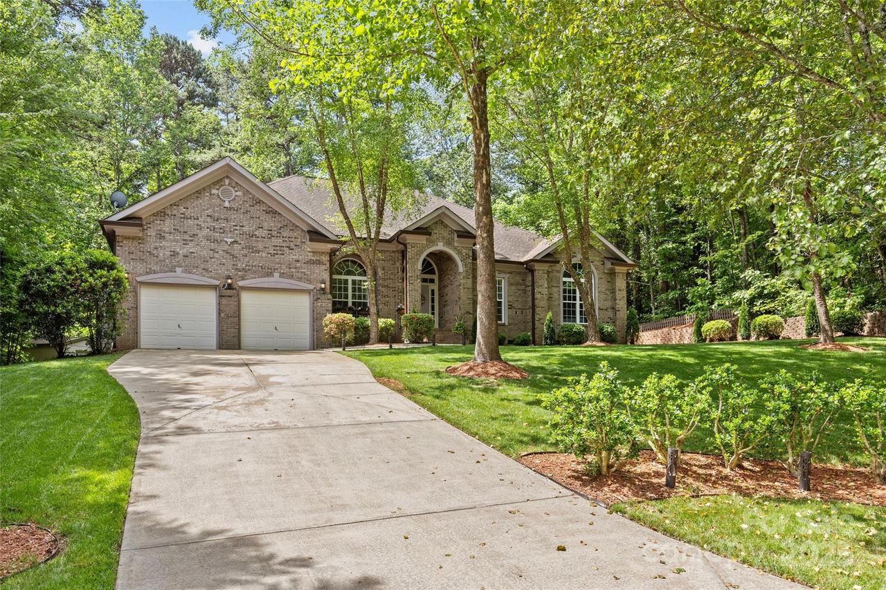 4025 Cherrybrook Dr., Mint Hill, NC 28227