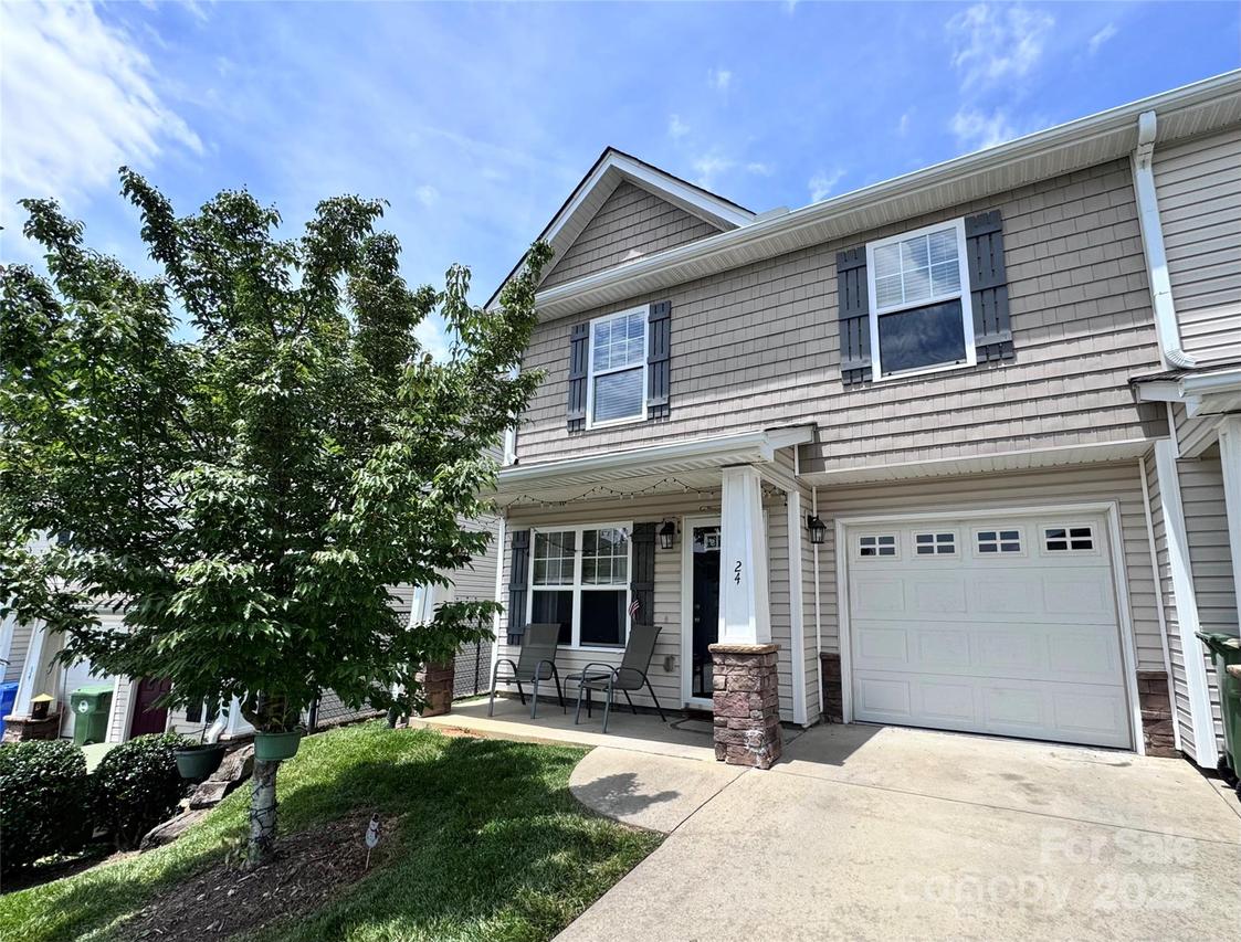 24 Torrington Ave., Fletcher, NC 28732