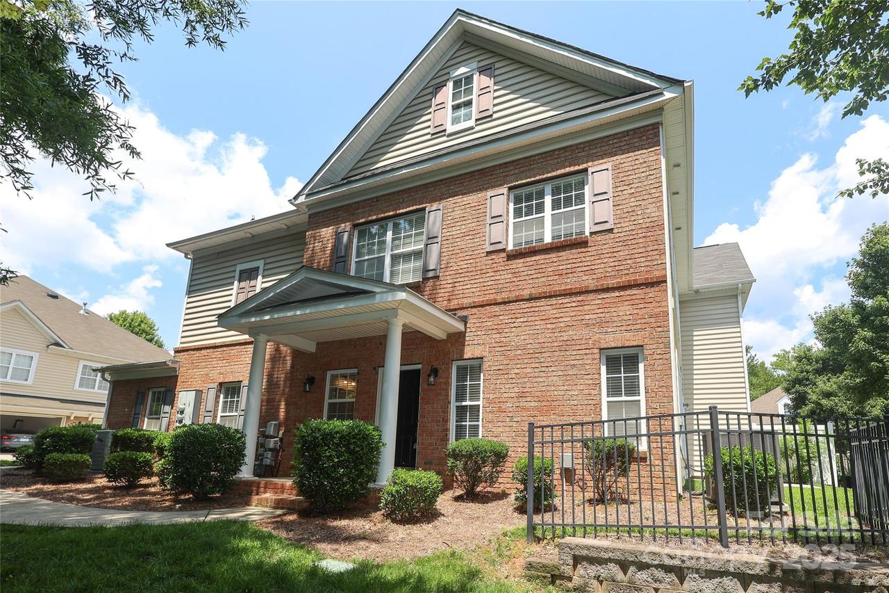 12321 Aquitaine St., Charlotte, NC 28277