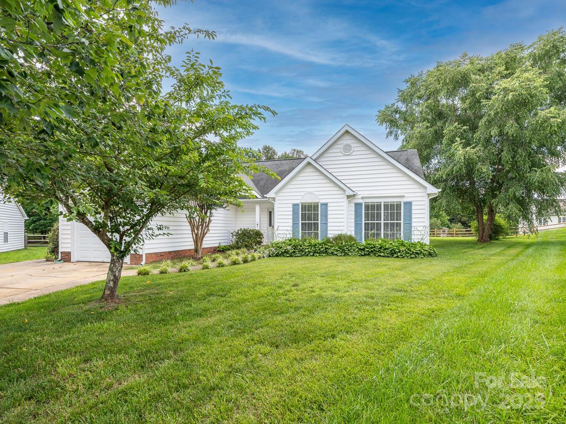 703 Bradberry Ln., Indian Trail, NC 28079