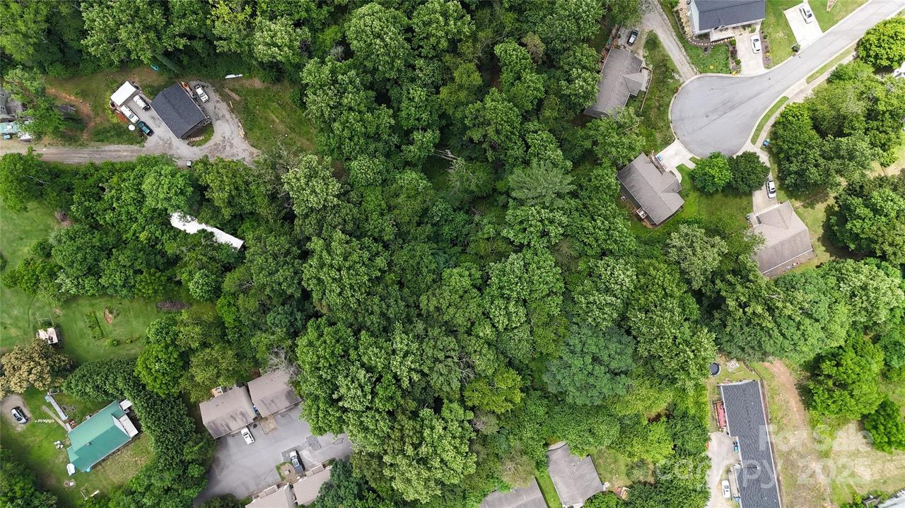 23 Maple Ave., Candler, NC 28715