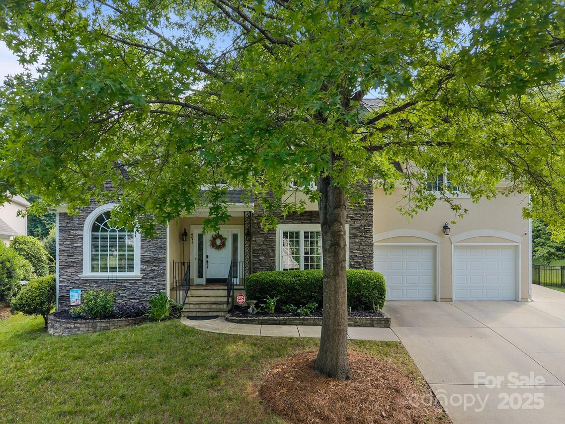 9038 Sandpiper Dr., Charlotte, NC 28277