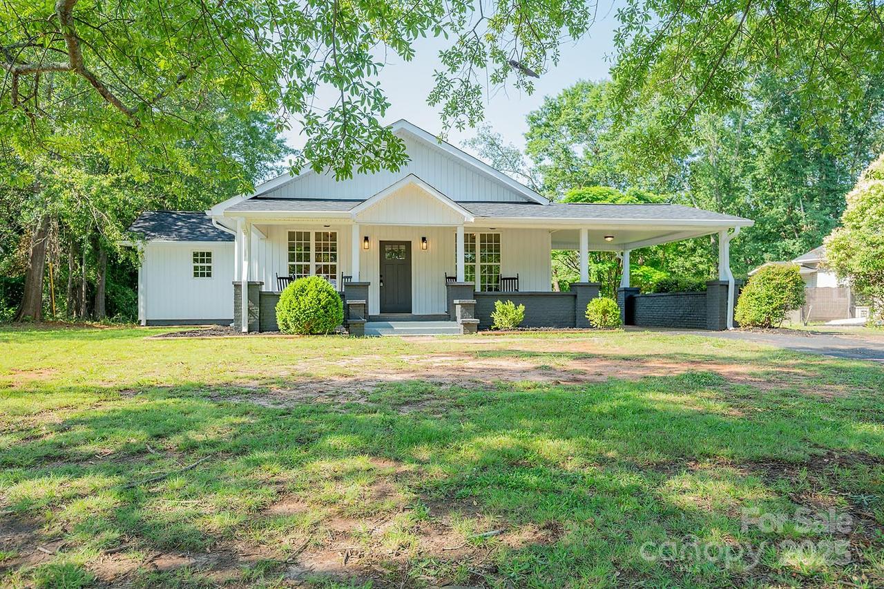 506 E Main St., Forest City, NC 28043