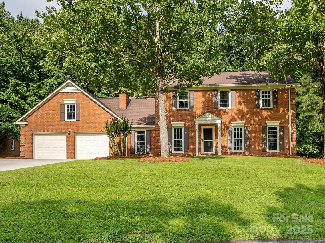 113 Foxfield Ln., Matthews, NC 28105