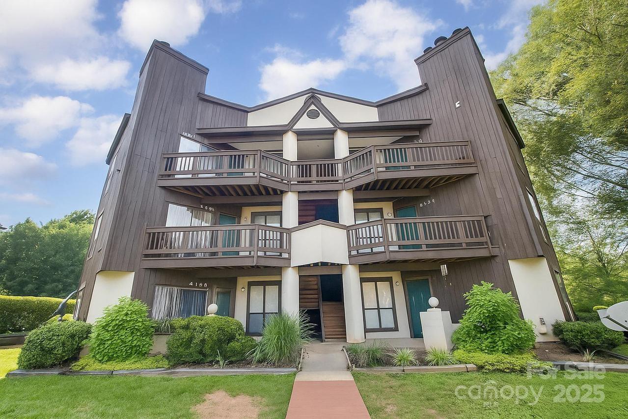 8135 Cedar Glen Dr., Charlotte, NC 28212