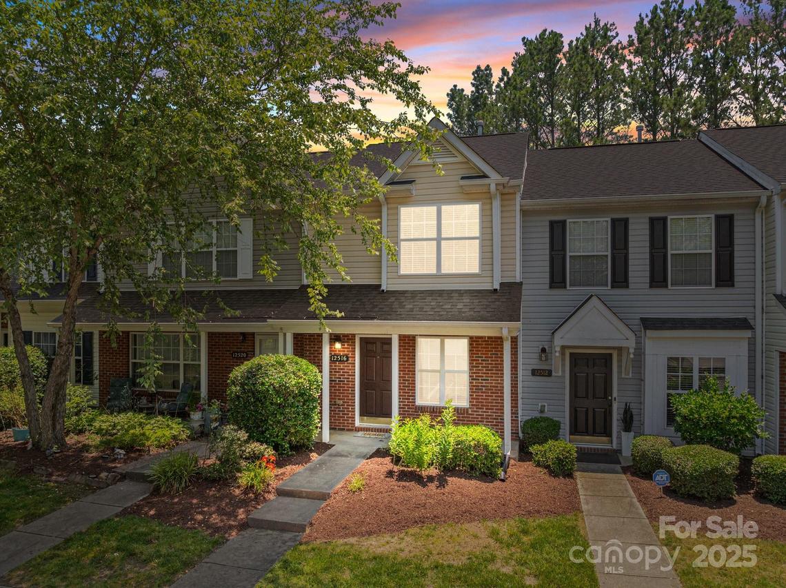 12516 Hennigan Place Ln., Charlotte, NC 28214