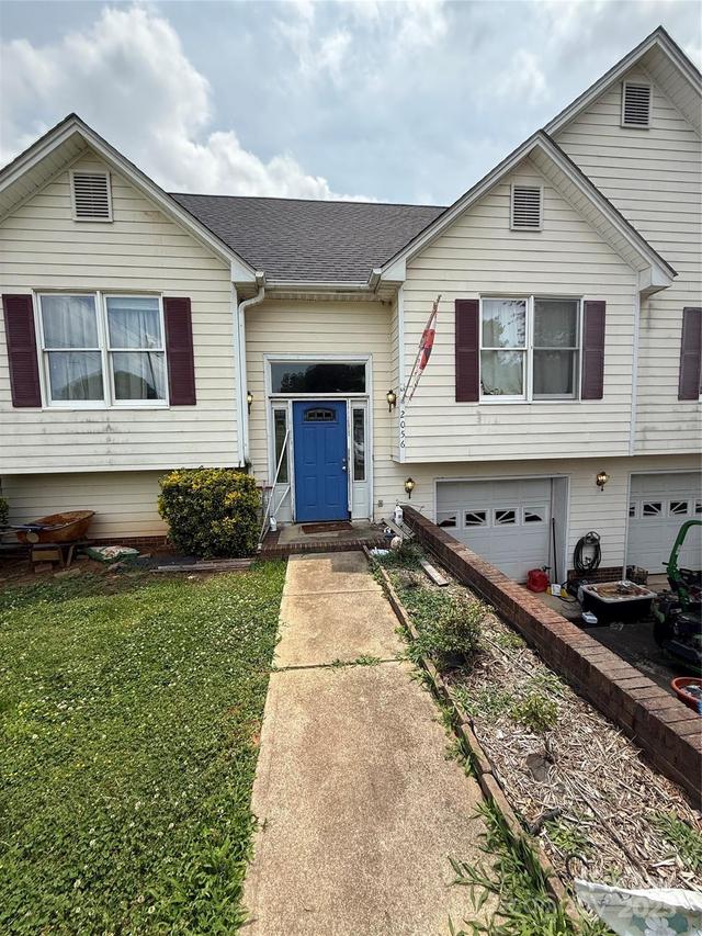 2056 Evergreen Dr., Newton, NC 28658