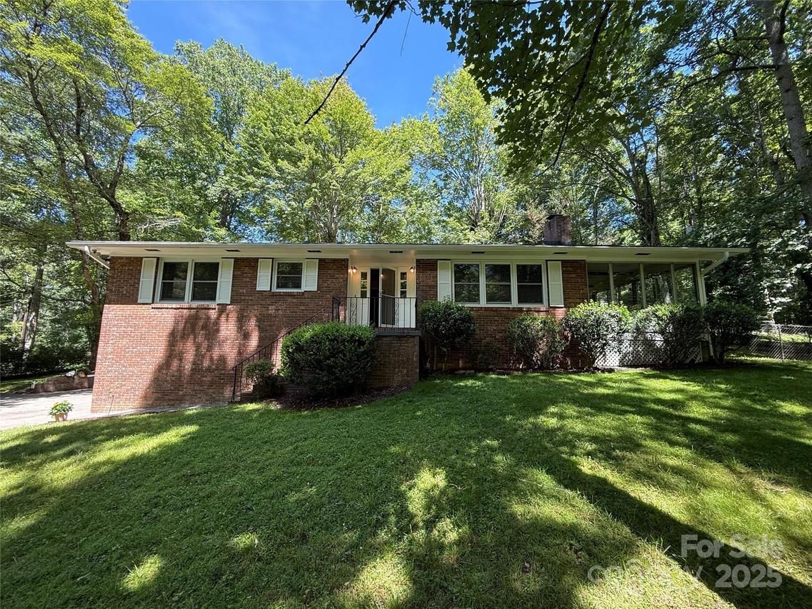212 Fallen Timber Rd. #23, Hendersonville, NC 28791
