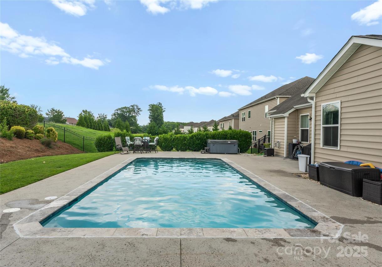 163 Sassafras Rd., Mooresville, NC 28115