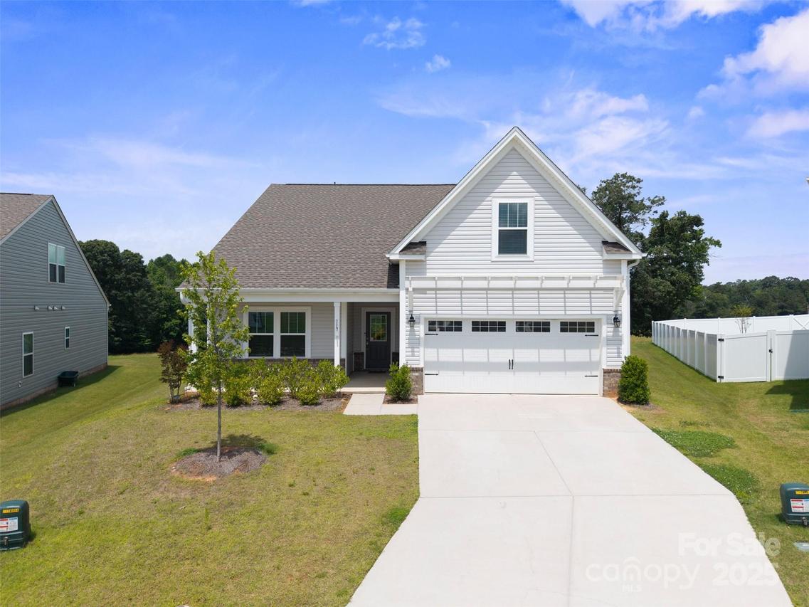 117 Carmine Ct., Troutman, NC 28166
