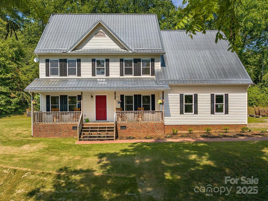 345 Bob Barnwell Rd., Fletcher, NC 28732