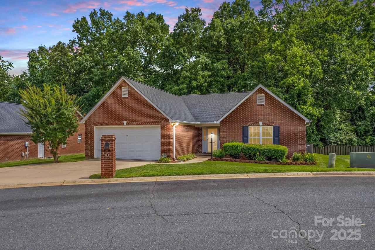 103 Prestwick Ct., Salisbury, NC 28146