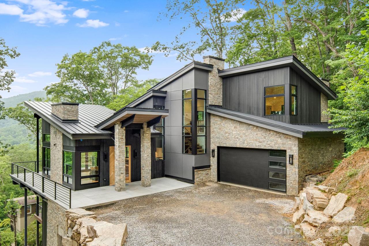 371 Oklahoma Rd., Montreat, NC 28757