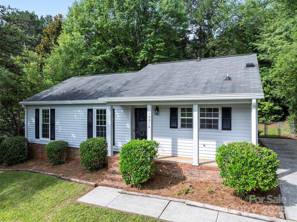 10016 Heathergate Ln., Mint Hill, NC 28227