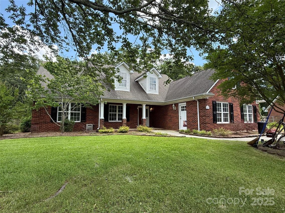 4402 Poxon Ln., Monroe, NC 28110