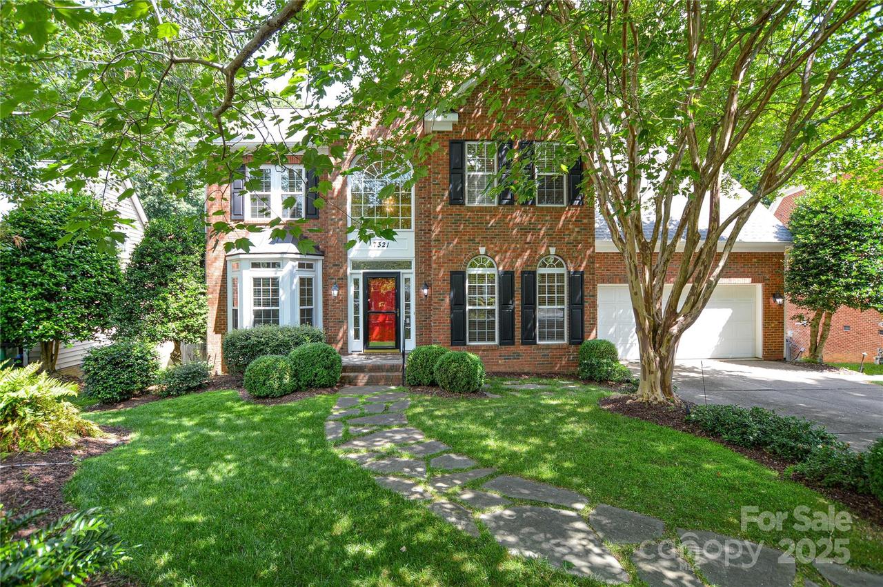 7321 Harrisonwoods Pl., Charlotte, NC 28270