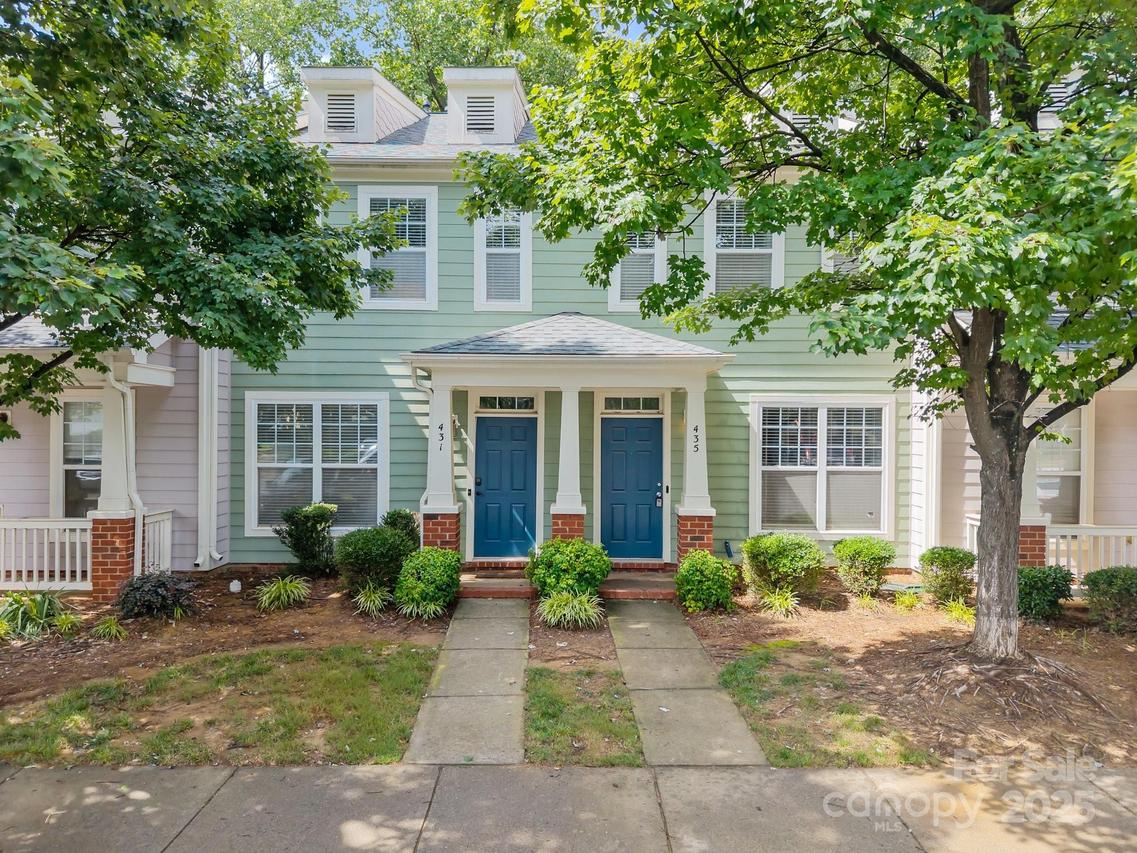 435 Hurston Cir., Charlotte, NC 28208