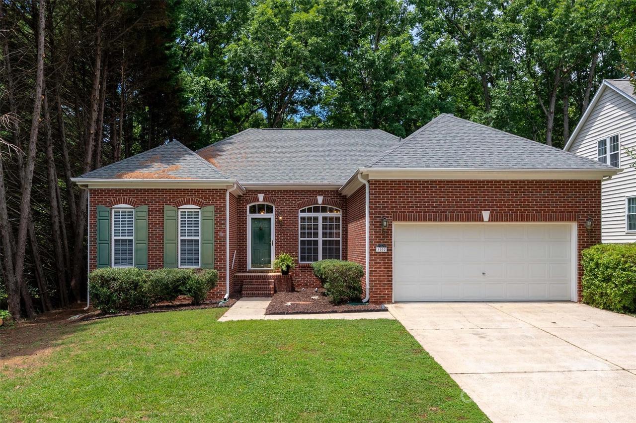 8002 Kingston Dr., Waxhaw, NC 28173