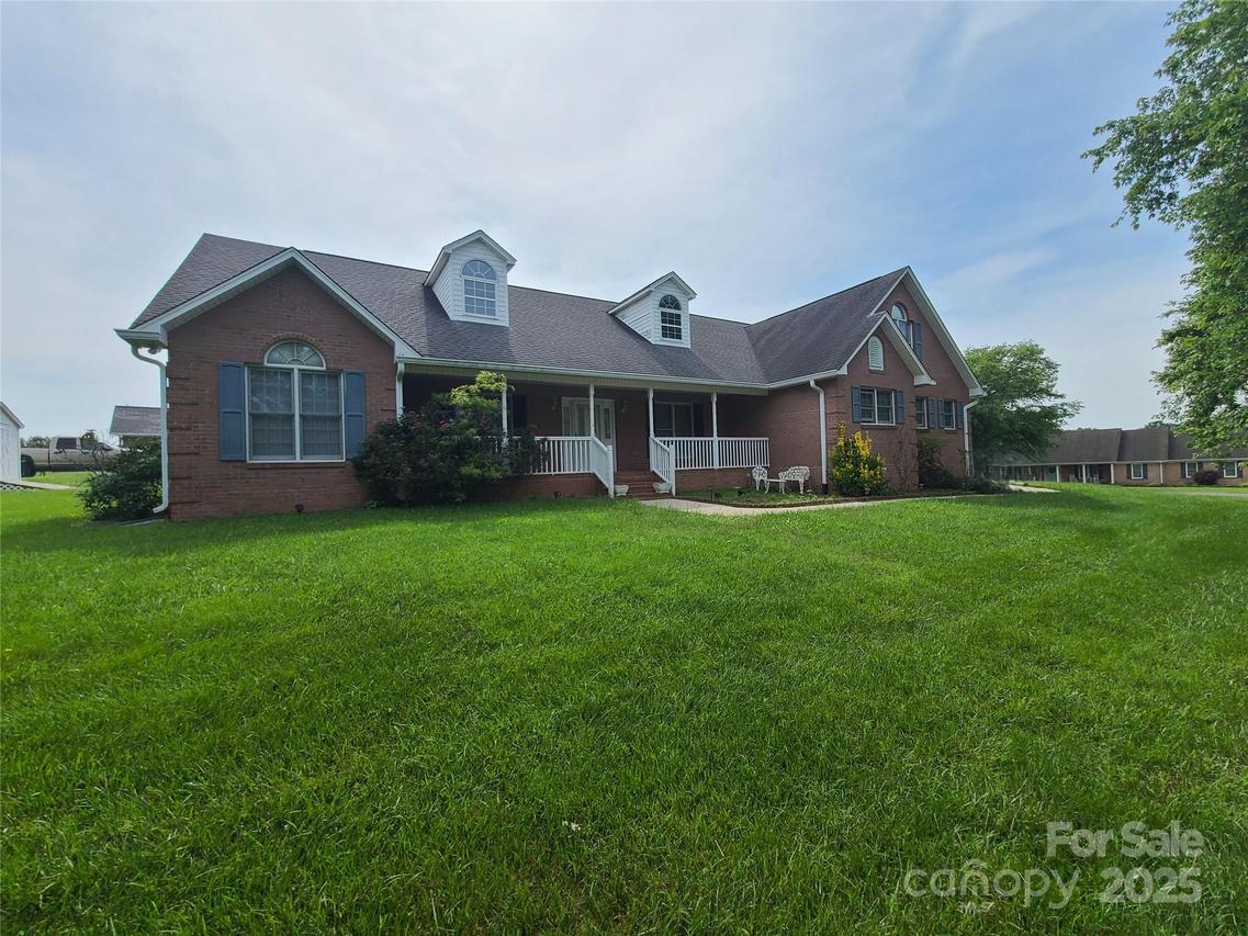 110 Kimberly Ln., Kings Mountain, NC 28086