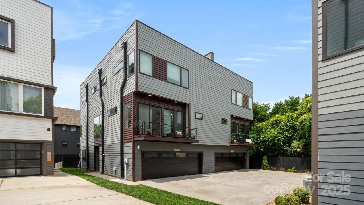 1011 Westbrook Dr. #A, Charlotte, NC 28202