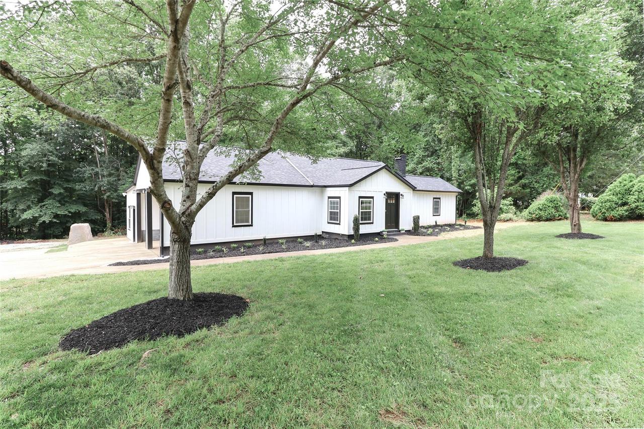 6310 Forney Hill Rd., Denver, NC 28037