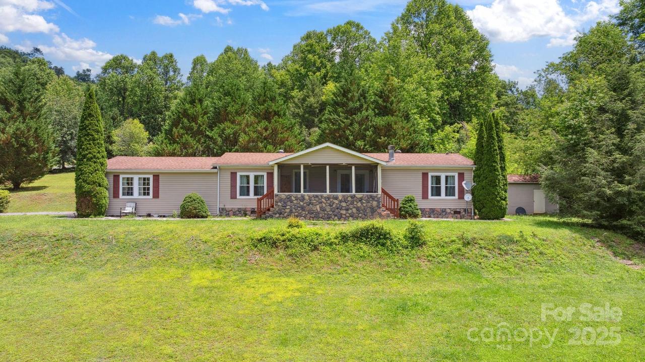 152 Lantana Dr., Sylva, NC 28779