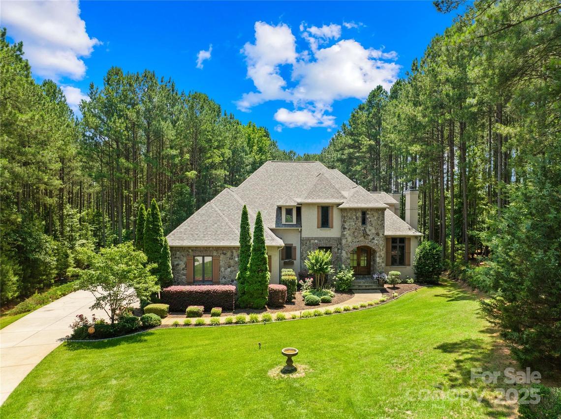 168 Blue Ridge Tr., Mooresville, NC 28117