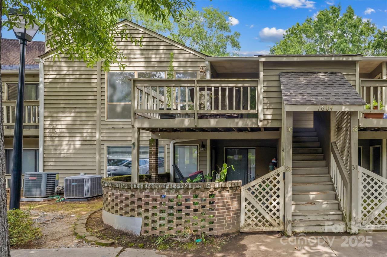 1604 Sharon Rd. #30, Charlotte, NC 28210