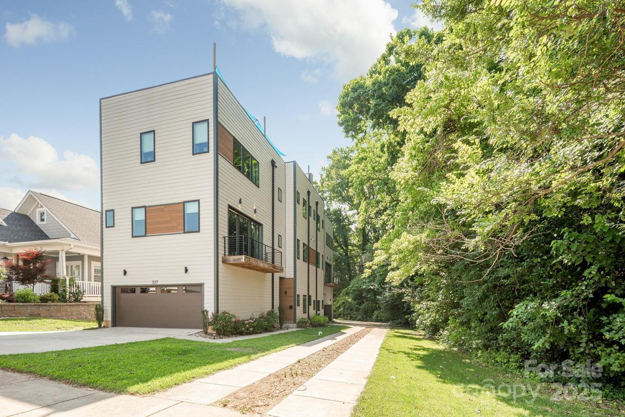 327 S Turner Ave., Charlotte, NC 28208