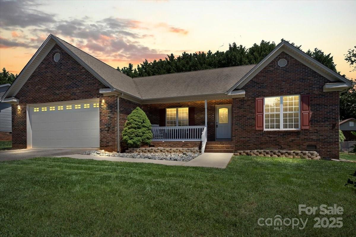1011 Atherstone St., Conover, NC 28613