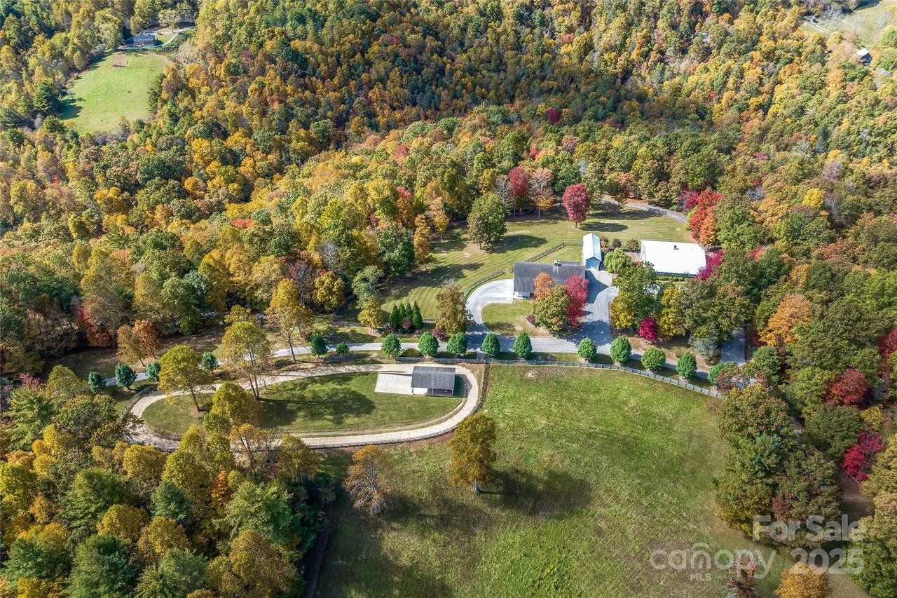 1987 Rabbit Hop Rd., Spruce Pine, NC 28777