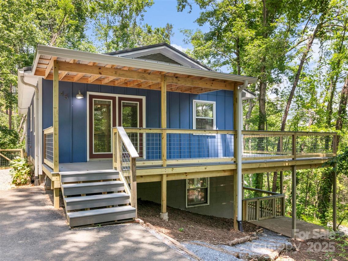 45 Avondale Heights Rd., Asheville, NC 28803