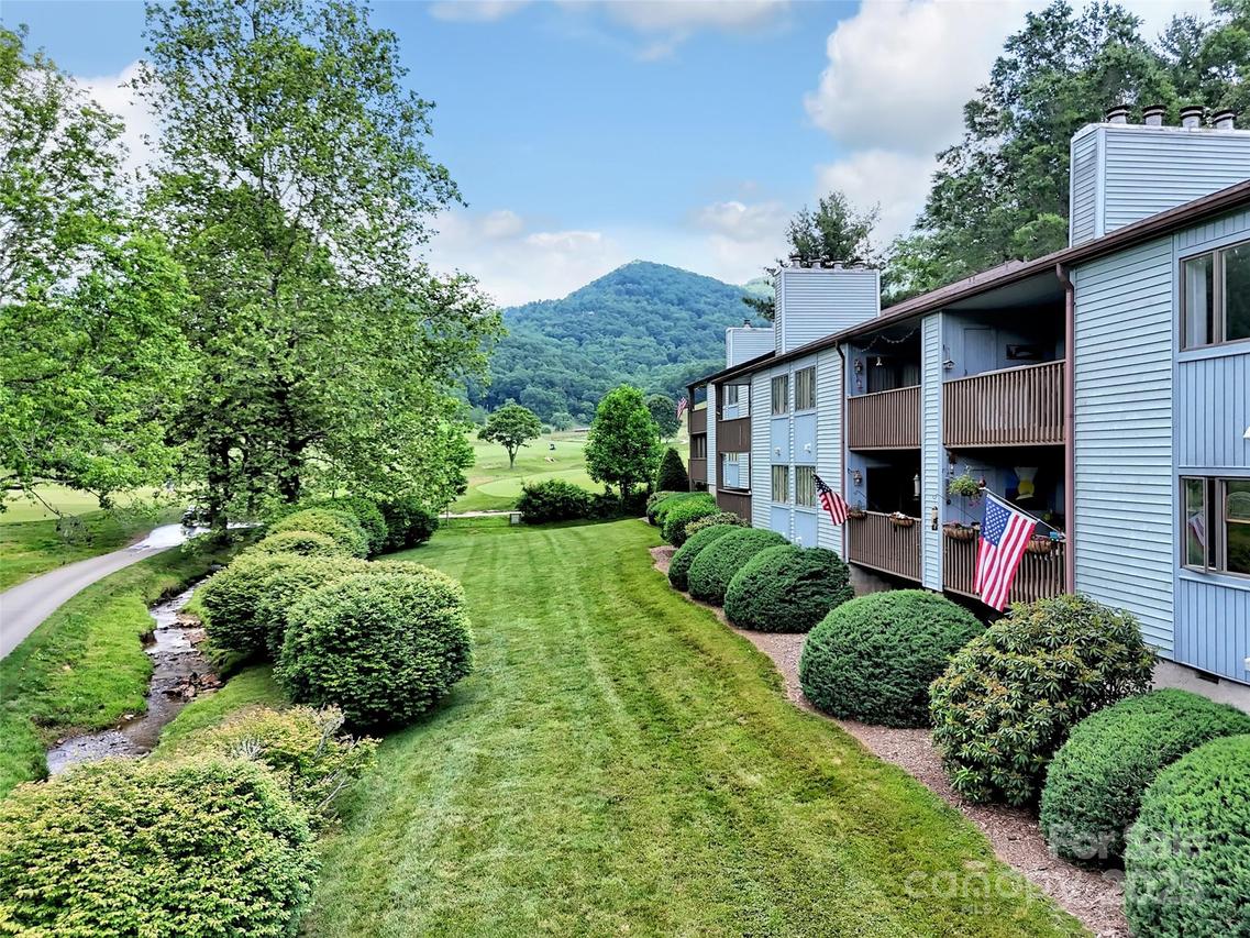 87 Willow Rd. #D-4, Waynesville, NC 28786