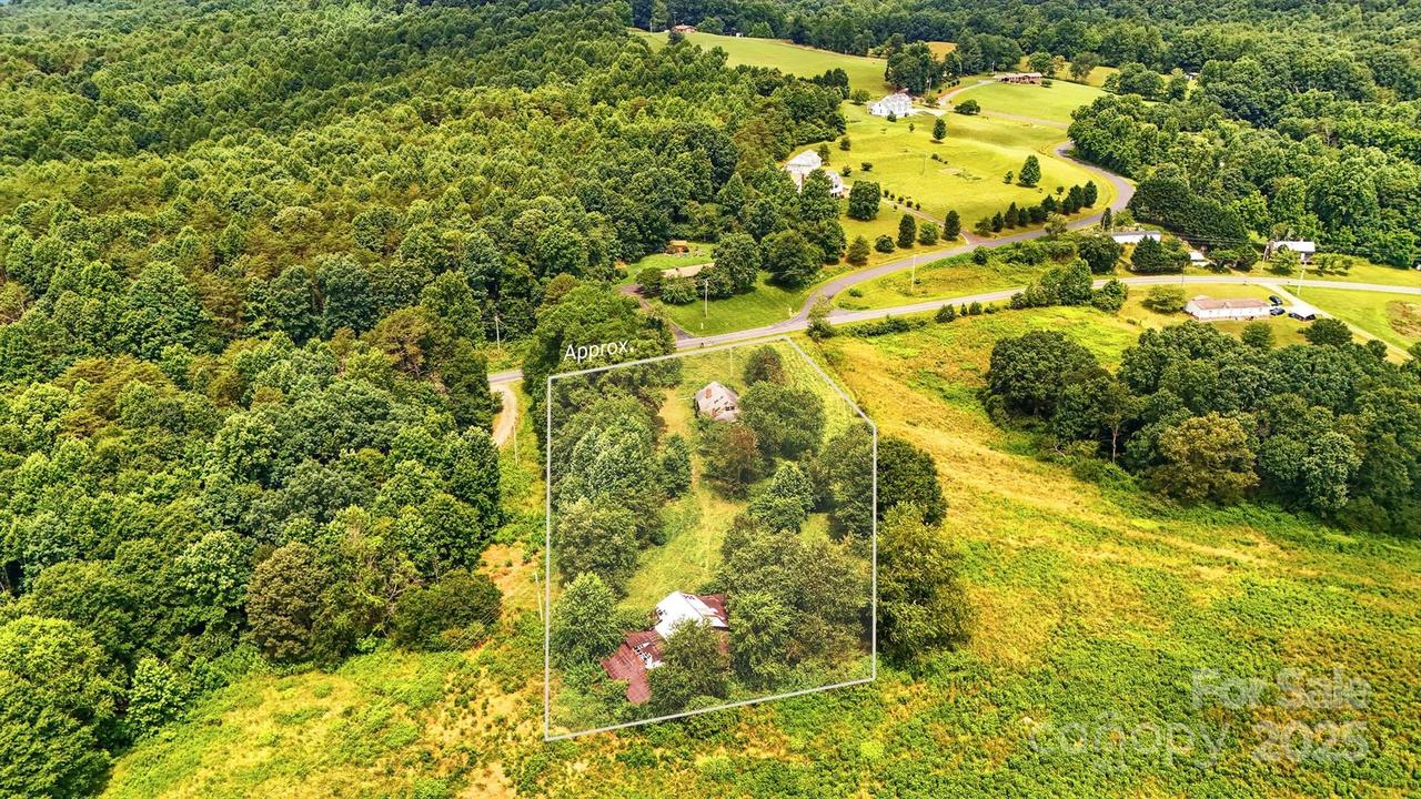 1208 Rocky Face Church Rd., Taylorsville, NC 28681