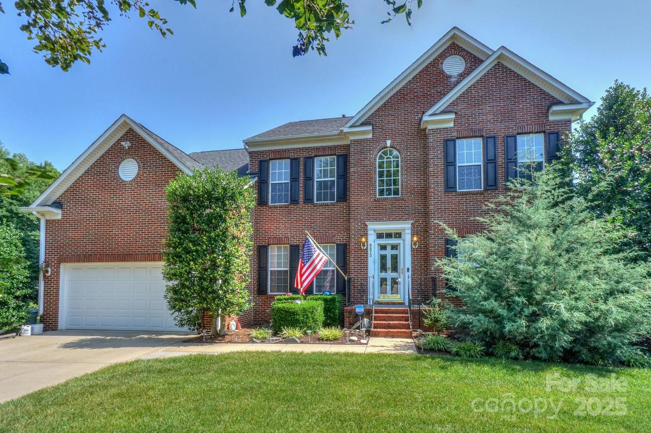 6873 Lakecrest Ct., Denver, NC 28037
