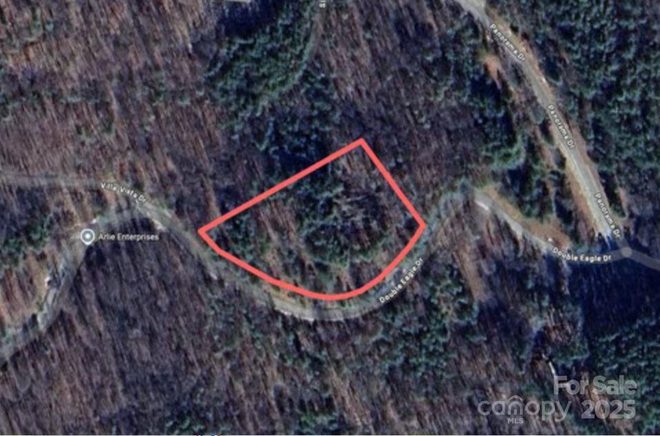 126 Double Eagle Dr., Nebo, NC 28761