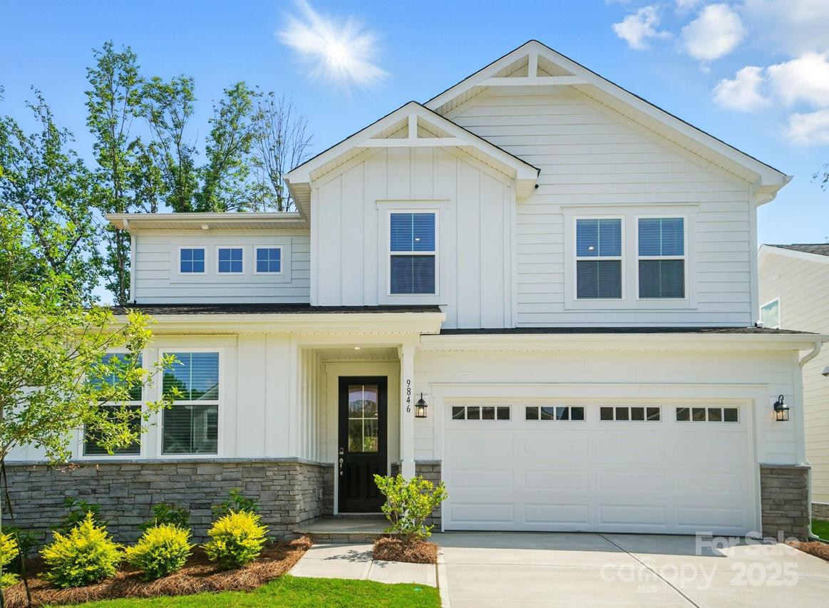 9846 Quercus Ln., Huntersville, NC 28078
